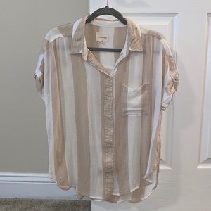 American Eagle button up